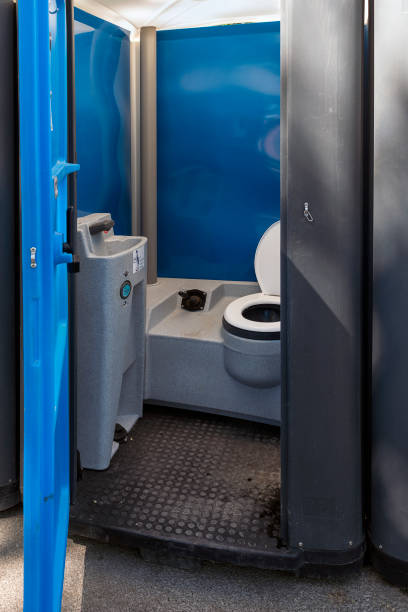 Best Restroom trailer rental cost  in Polson, MT